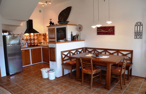 Slap House | Semi-detached house, Sub-Mediterranean Garden Estate, Panoramic Views, Pool, Art