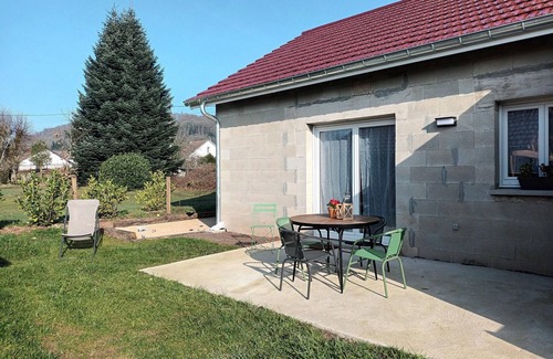 Amage Cottage | Semi-detached house with terrace, WIFI, parking, and pétanque court