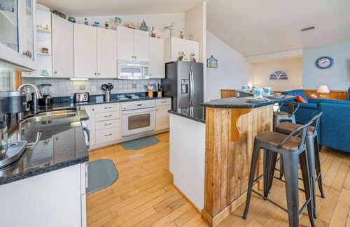 Rodanthe House | Semi-Oceanfront Home w/Private Pool, Hot Tub, Pier Pass, Close Walk to Beach