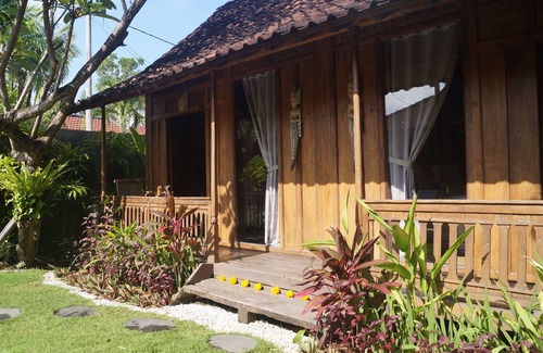 Laksmana Villa | SEMINYAK - Beautiful 4BR Villa near Beaches and Shops
