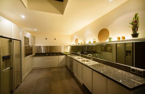 Dyanapura Villa | Seminyak, Large Groups, 11 Bdr/14 beds,Near Beach