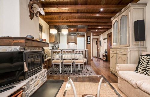 Baqueira Apartment | Sendrosa Beautiful newly furnished apartment for 8p in Val de Ruda, level 1500 of Baqueira-Beret