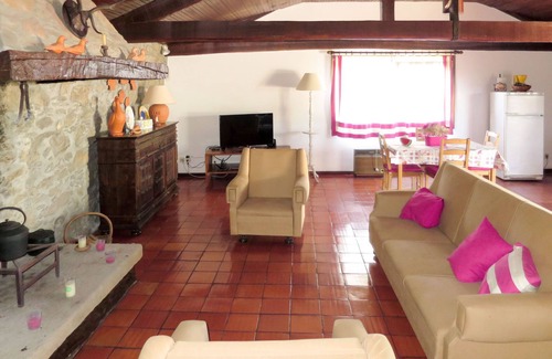Venade House | Senhor do Socorro by Interhome