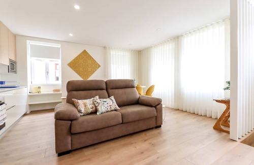 Monserrate Apartment | Senhora da Agonia - Apartment In Ribeira
