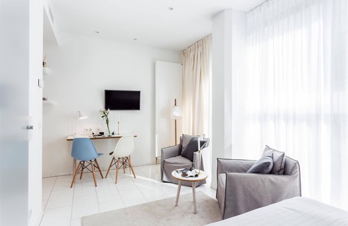 Bahnhofsviertel Apartment | Senior Studio Apartment