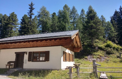 Untertauern Ski Chalet | "Sennhütte" quietly situated alpine hut in Obertauern with Swiss stone pine sauna