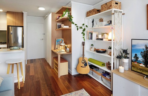 St Kilda West Apartment | Sensational St.Kilda stay at Sunset Beach Tower
