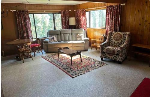 Posey House | Sequoia National Forest CabinD
