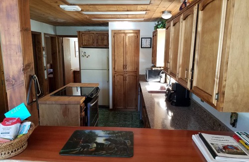 Ponderosa House | Sequoia Redwoods, Mountains, Trails, Rock Climbing, Horses, Fishing