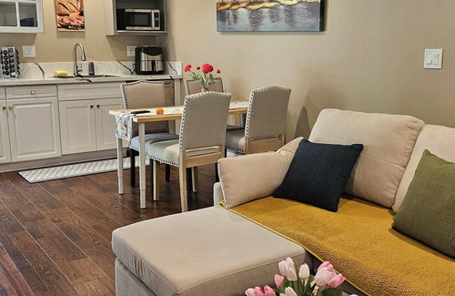 Three Rivers Apartment | Sequoia Relaxation Nook/charming 1 bedroom studio in three rivers