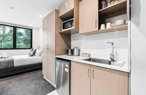 Gordon Apartment | Seranin Gordon
