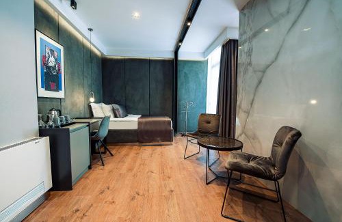Pejë Hotel | Seraphine Plaza