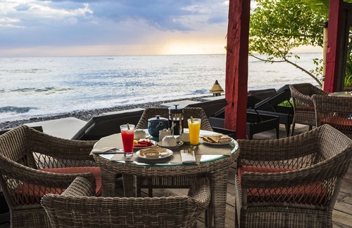 Purwakerti Cottage | SERAYA Ocean View Cottage