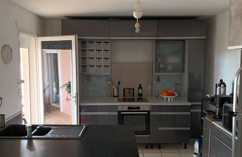 Tavel House | SERENA 🏡. Near the Pont d'Avignon. Palace of the Popes. Pont du Gard, Nîmes