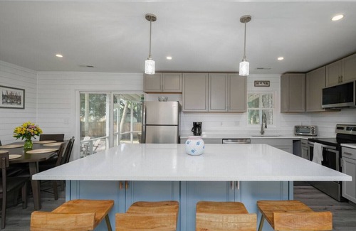 Isle of Palms House | Serendipity By The Sea