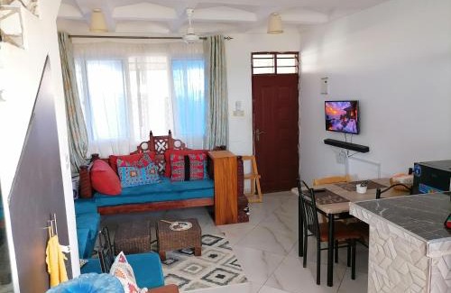 Bamburi Apartment | Serene 2 bedroom homestay 15mindrive to the beach