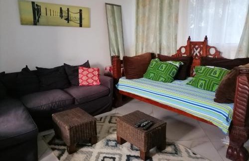 Bamburi Apartment | Serene 2 bedroom homestay 15mindrive to the beach