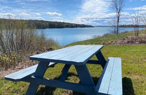 Gouldsboro House | Serene 3-bedroom Farmhouse on Jones Cove!