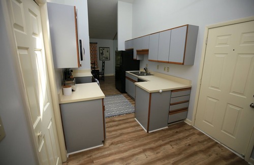 Greenwood Condo | Serene 3br/2ba condo perfect for a family getaway in Greenwood with WiFi, AC
