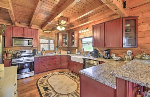 Mouth of Wilson Apartment | Serene 4BR Cabin: Mouth of Wilson Countryside Retreat