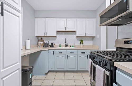Tinley Park House | Serene 4BR Oasis in Tinley Park