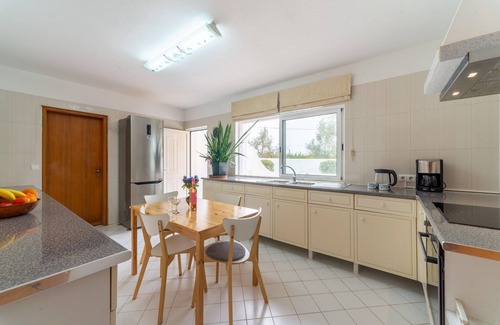 Silves House | Serene Algarve Escape with Pool