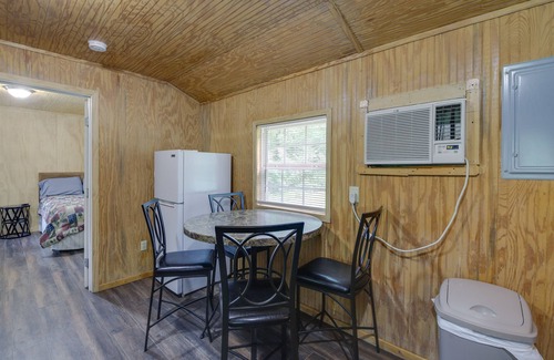 Briceville Cabin | Serene Briceville Vacation Rental Cabin w/Grill!