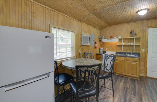 Briceville Cabin | Serene Briceville Vacation Rental Cabin w/Grill!