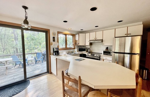 Wellfleet Villa | Serene Cape Escape: Cozy & Perfect for Star Gazing!