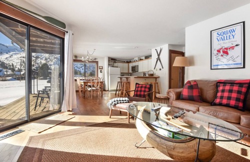 Olympic Valley Condo | Serene Condo by Palisades Base and Golf Course