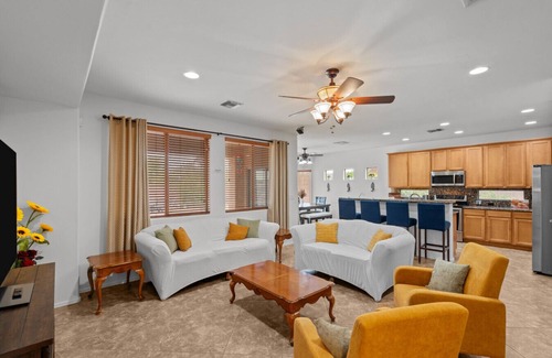 Tucson House | Serene Desert Casa with Pool and Hot Tub