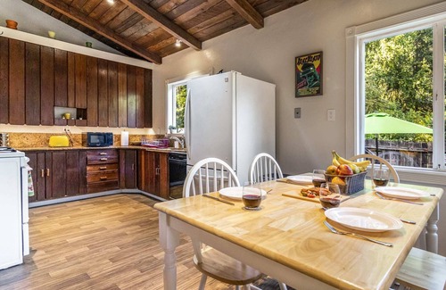 Guerneville House | Serene Getaway | Hot Tub, BBQ, Family & Couples