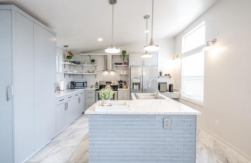 Hays County House | Serene Hill Country Home w/Romantic Garden Escape
