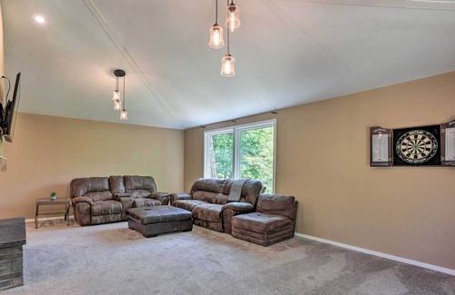 Joliet House | Serene Joliet Retreat w/ Grill, 3 Mi to Speedway!