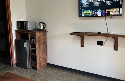 Nanyuki Apartment | Serene Koselig Villas with Bar, Fireplace & Pool Table