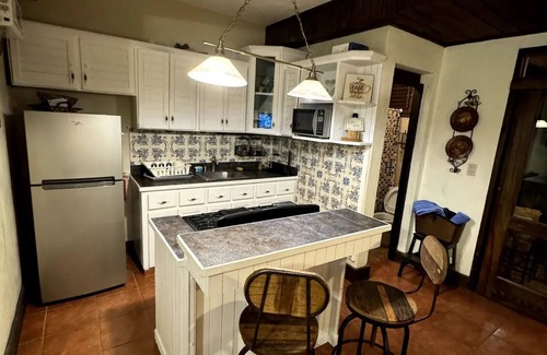 La Joya Villa | Serene Mountain Villa with Private Jacuzzi - Perfect Family Getaway