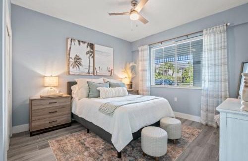 Naples Apartment | Serene Naples Retreat: Golf-Resort Pool-Tennis-Gym