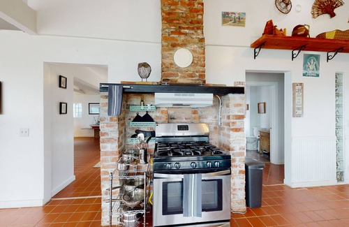 Elk House | Serene oceanfront home with large deck, panoramic views, dog-friendly, & W/D