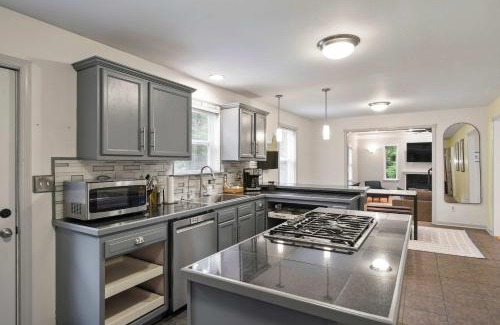 Schuylerville House | Serene Poolside Family Retreat by Saratoga Stays