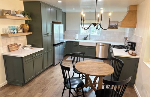 Prescott House | Serene Retreat Near Downtown