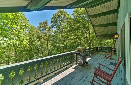 Sky Valley House | Serene Sky Valley Family Chalet with Fireplace