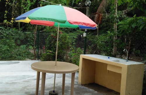 Gubat Apartment | Serene studio in a gated property in the town center