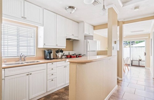 Eastside House | Serene+Yard+Porch&EZ Bike2beach W/D+FreeParking