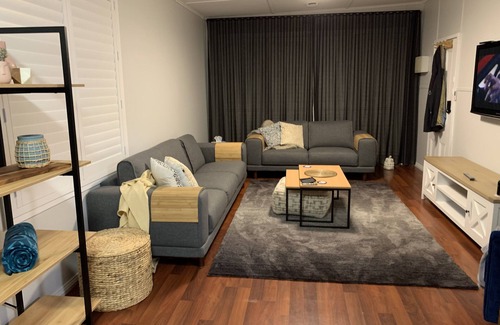 Corinella House | Serenity Beach House - 1 min walk to the beach
