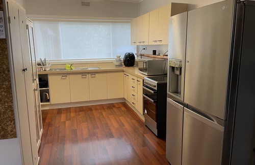 Corinella House | Serenity Beach House - 1 min walk to the beach