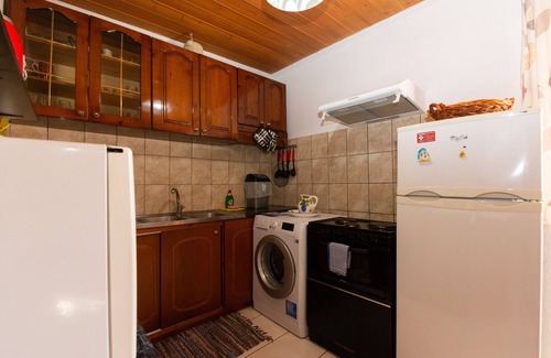 Agios Matthaios Apartment | Serenity house