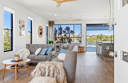Mountain Creek House | Serenity Lake House
