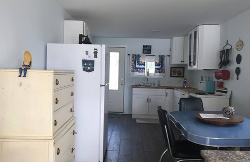 Springport Cottage | Serenity Now Lake Cottage - Cozy, Peaceful Mid-Michigan Retreat