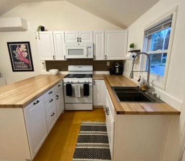 Owosso Apartment | Serenity on State St