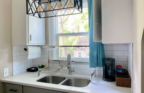 High Point House | Serenity Studio · Adorable & Spacious Studio with Full Kitchen